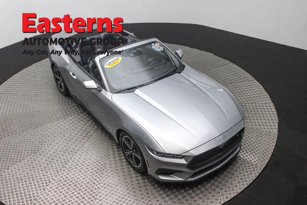 Used 2024 Silver Ford EcoBoost Premium image 3