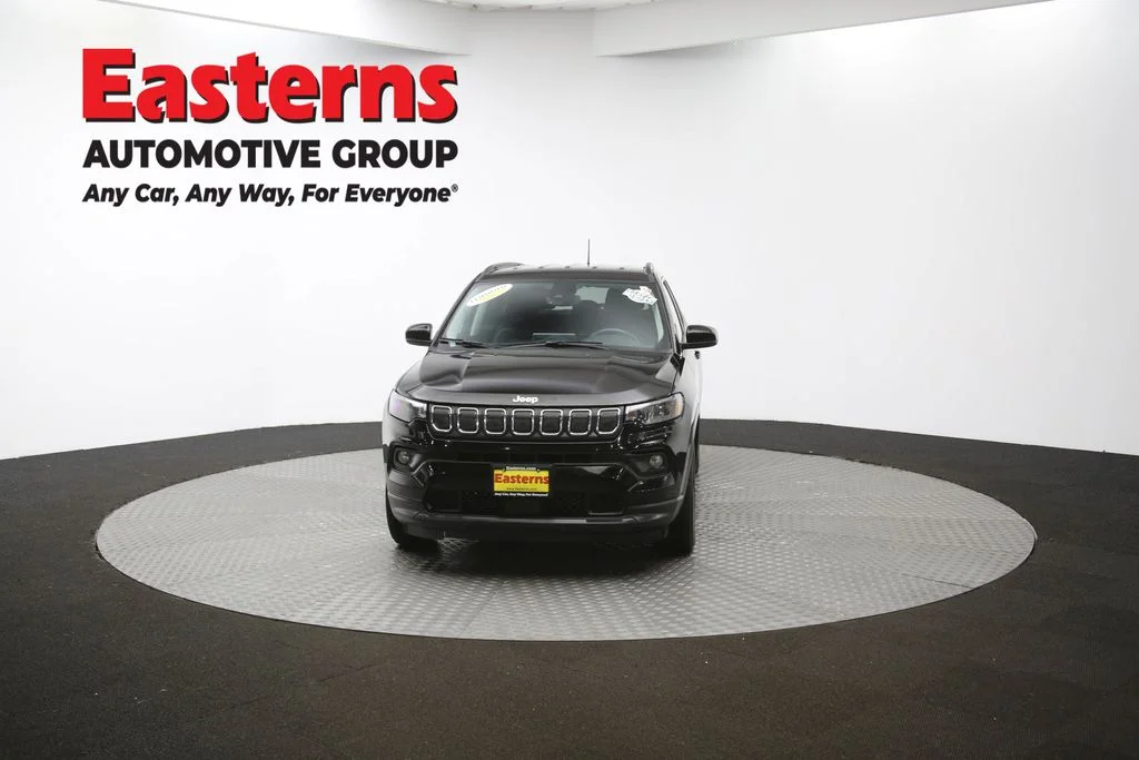 Used 2022 Black Jeep Latitude image 50