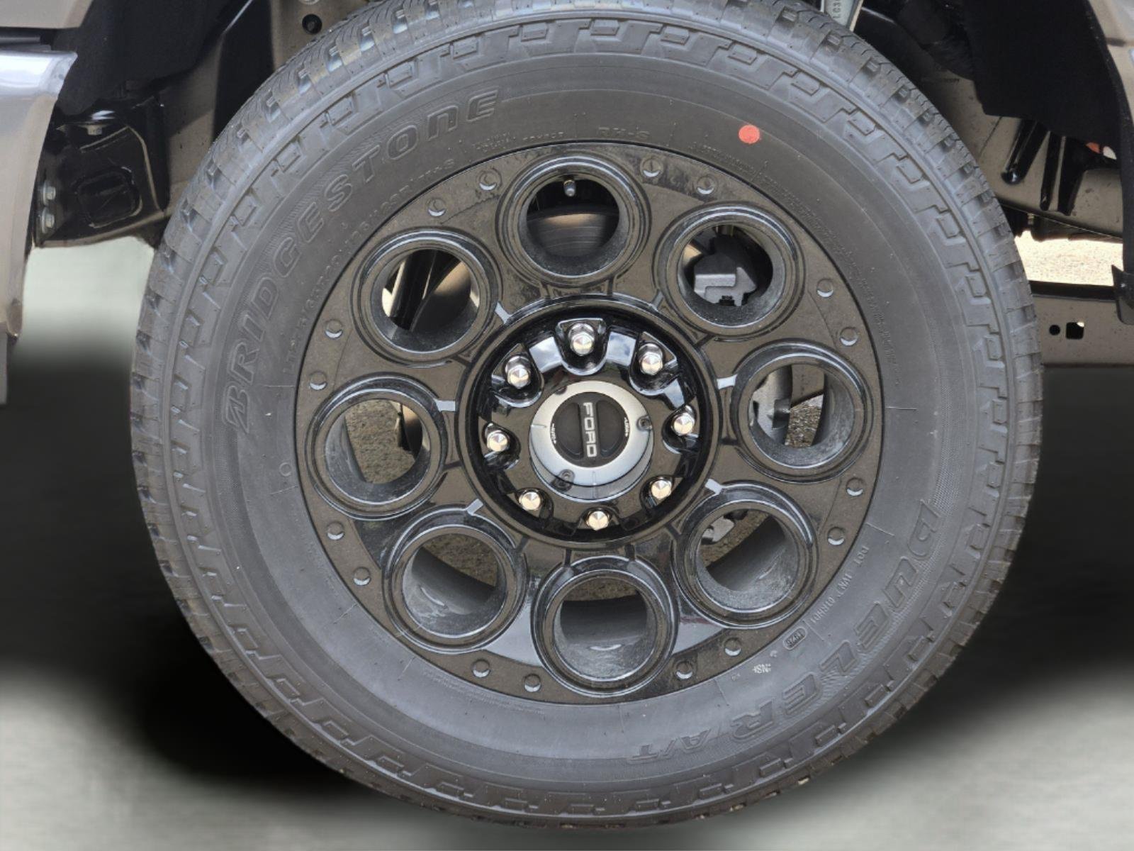New 2026 Carbonized Gray Metallic FORD F-250® Lariat® image 7