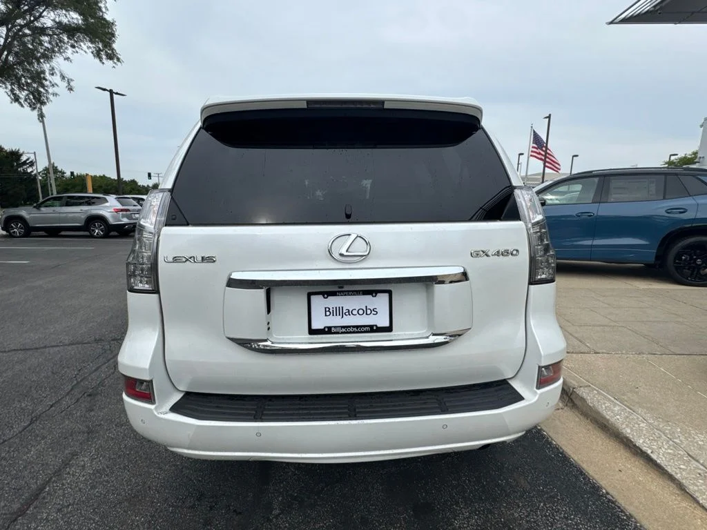 Used 2014 Starfire Pearl Lexus 460 image 5