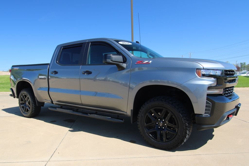 Used 2021 Gray Chevrolet LT Trail Boss image 3