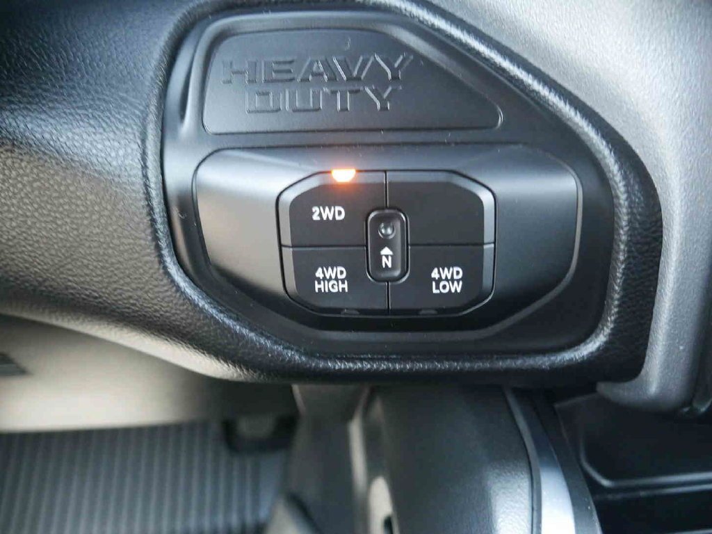 Used 2025 Black Ram Laramie image 40