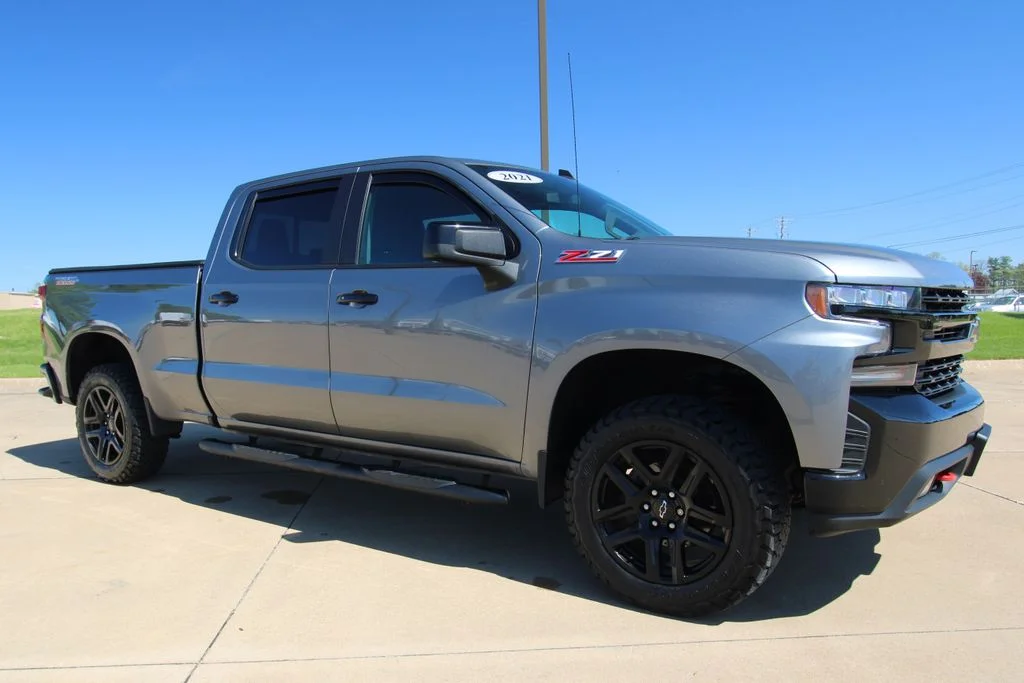 Used 2021 Gray Chevrolet LT Trail Boss image 3