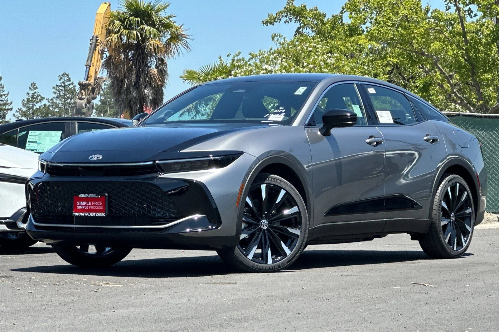 New 2026 Black Toyota Platinum image 2