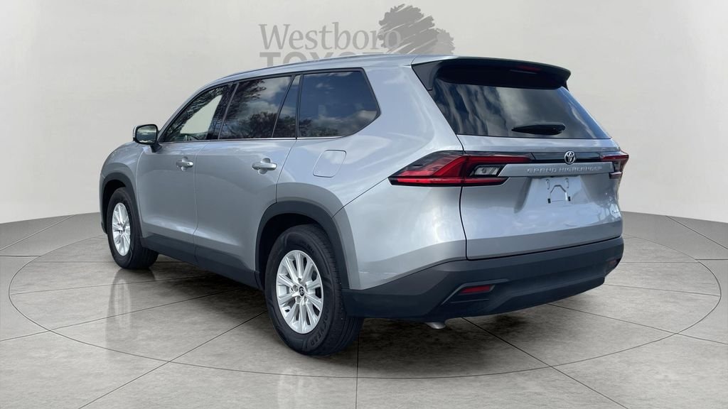 Certified Used 2025 Silver Toyota XLE image 5