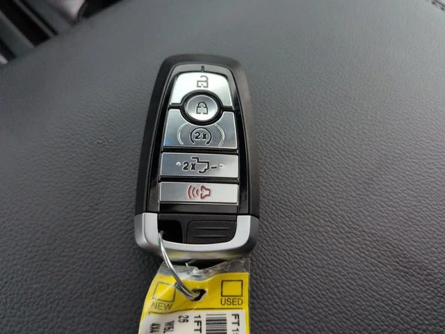 New 2026 Star White Metallic Tri-Coat Ford Lariat® image 30