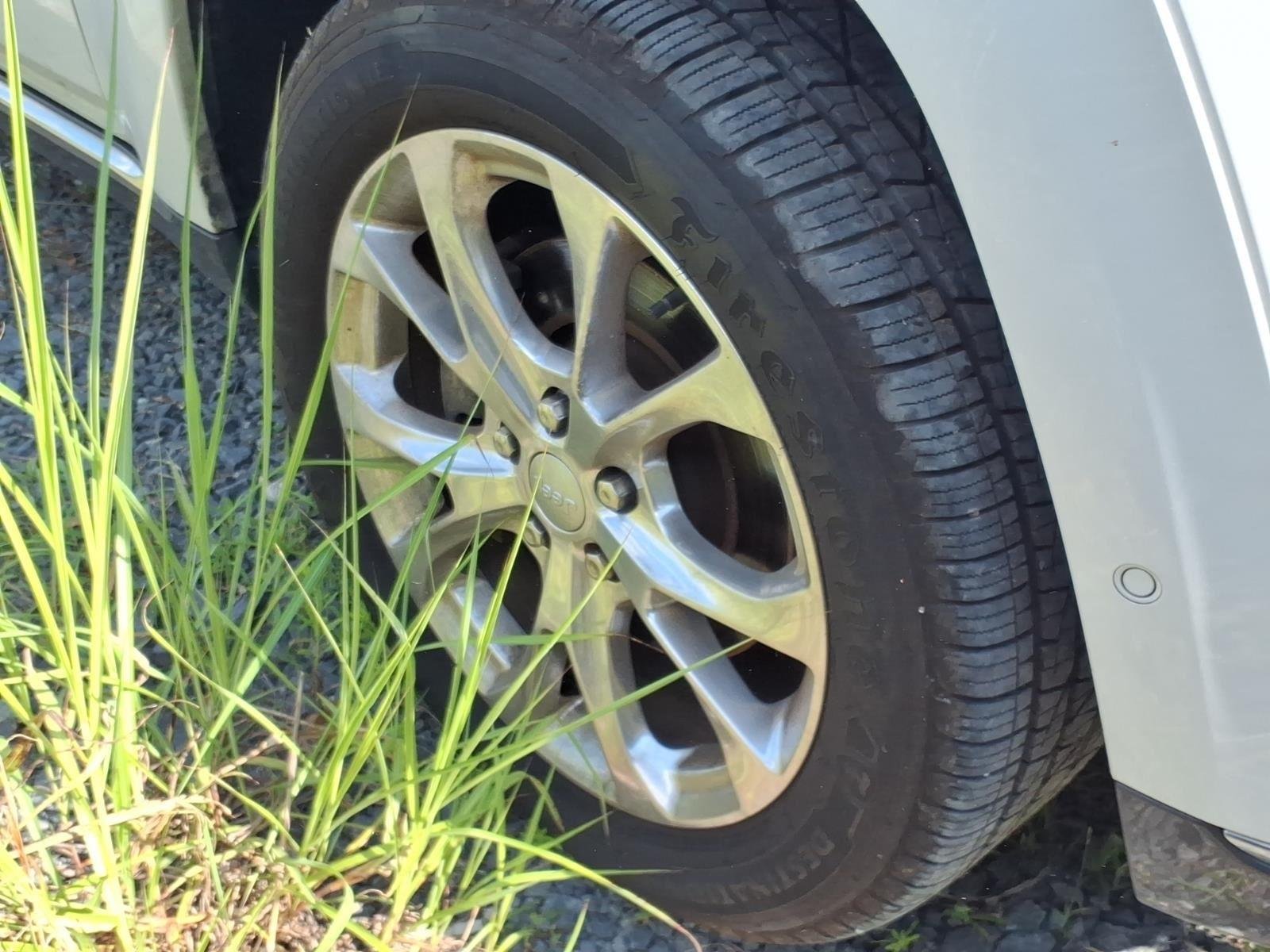 Used 2021 Ivory 3-Coat Jeep Summit image 7