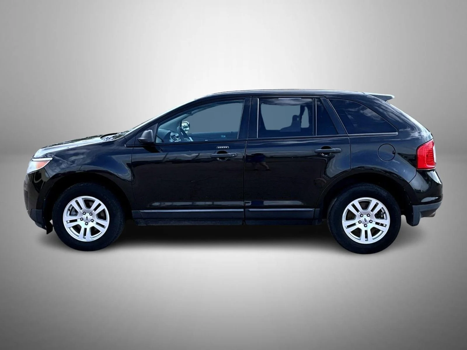 Used 2011 Black Ford SE image 8