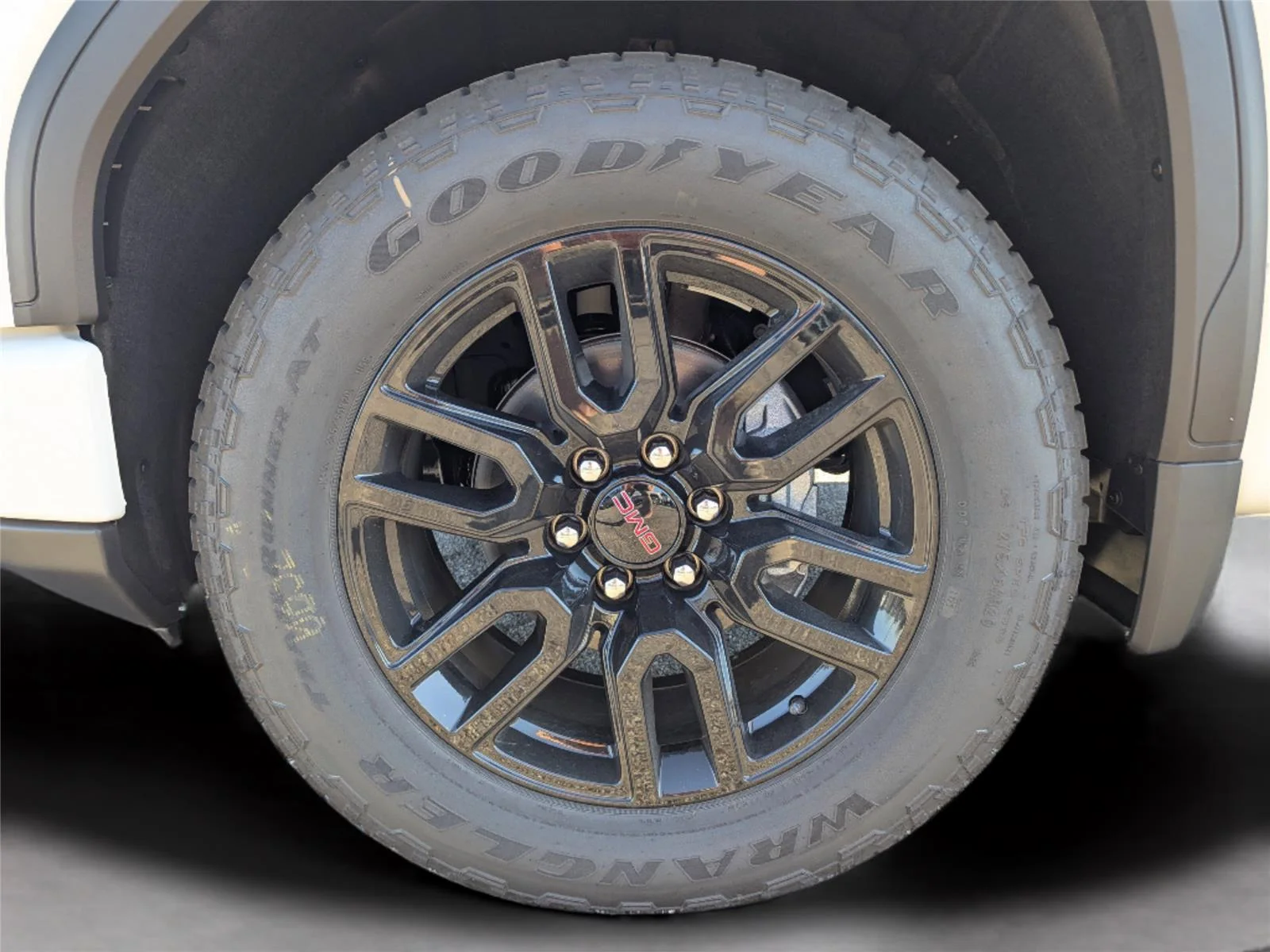 New 2026 Summit White GMC Elevation image 9