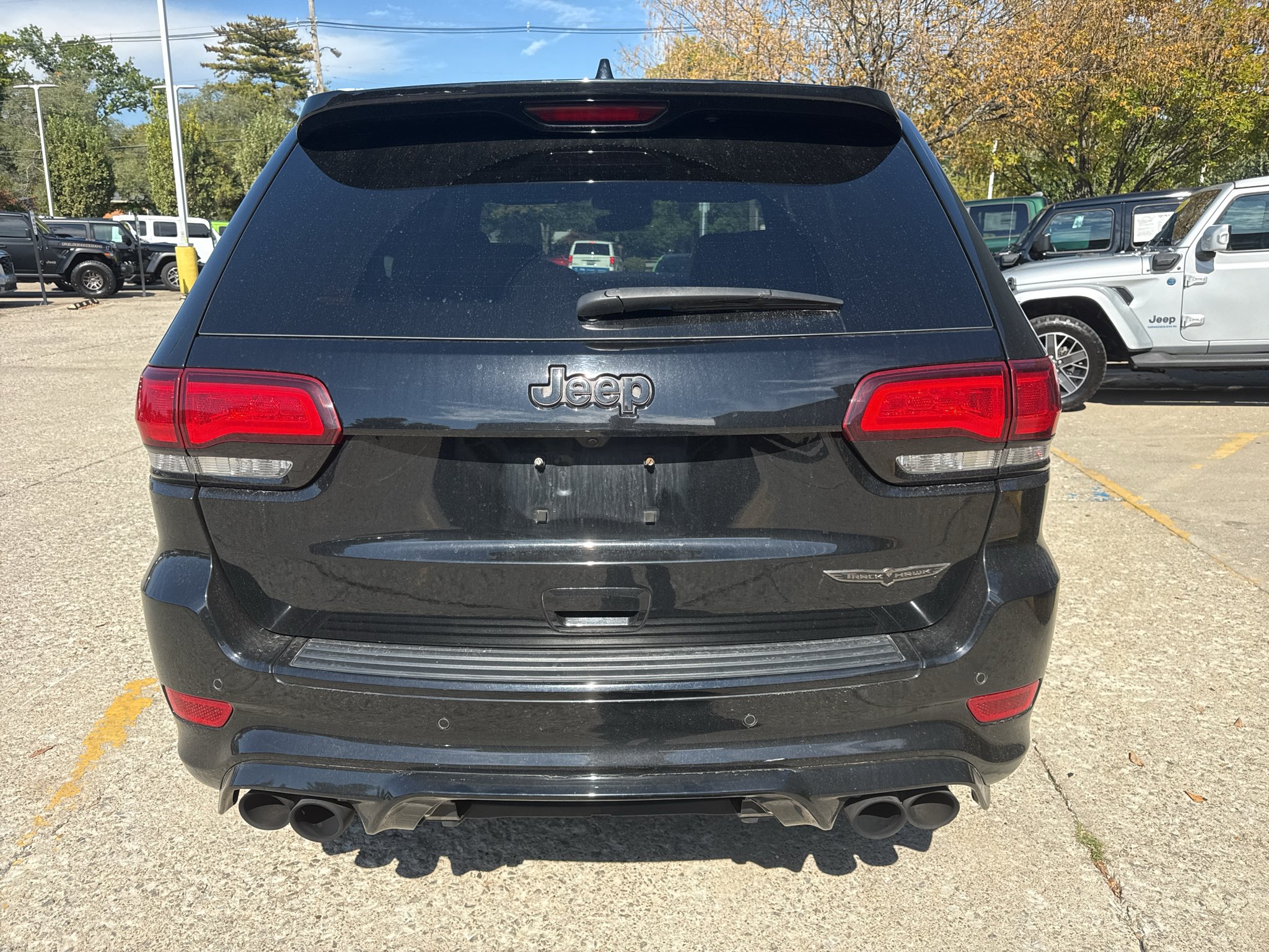 Used 2020 Diamond Black Crystal Pearlcoat Jeep Trackhawk image 5
