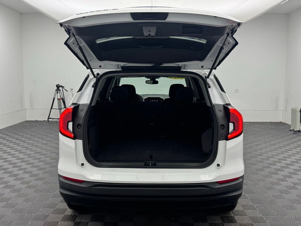 2024 GMC Terrain SLE - Photo 8