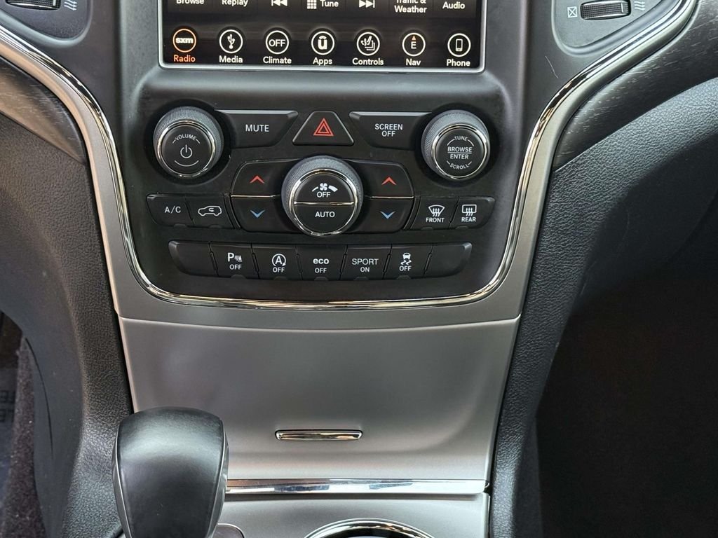 Used 2018 Black Jeep Altitude image 20