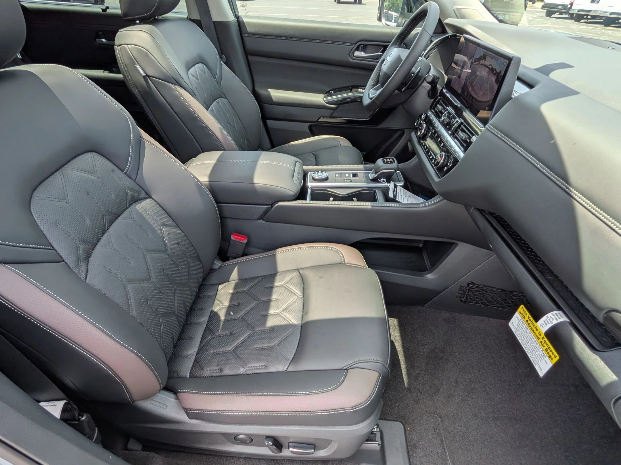 New 2026 Boulder Gray Pearl Nissan Platinum image 28