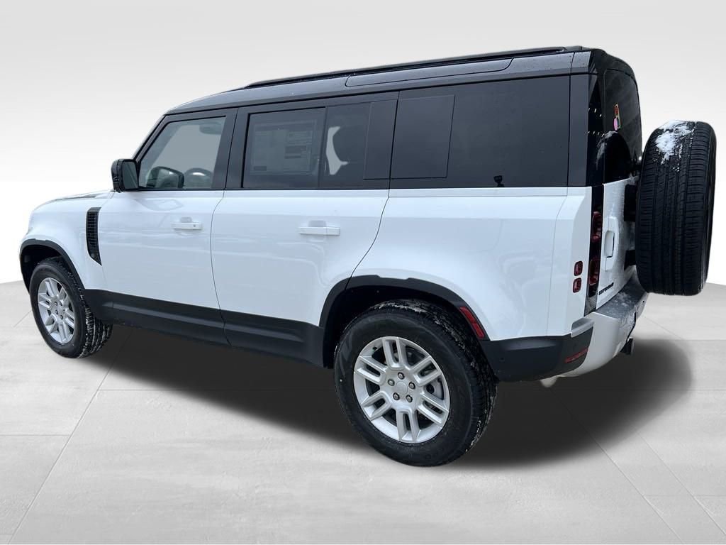 2025 Land Rover Defender S - Photo 3