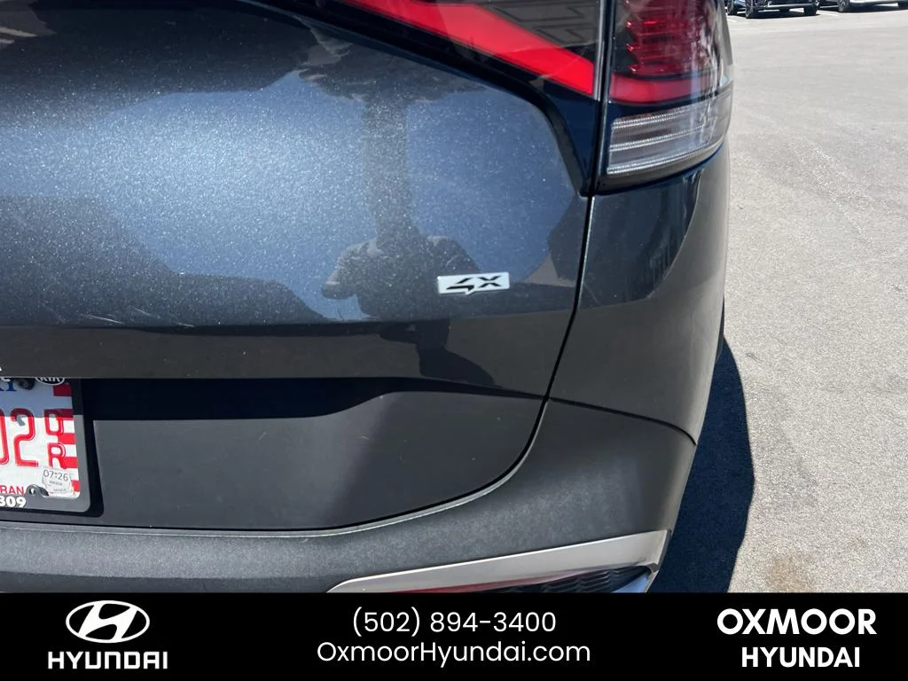 Used 2024 Gravity Gray Kia LX image 12
