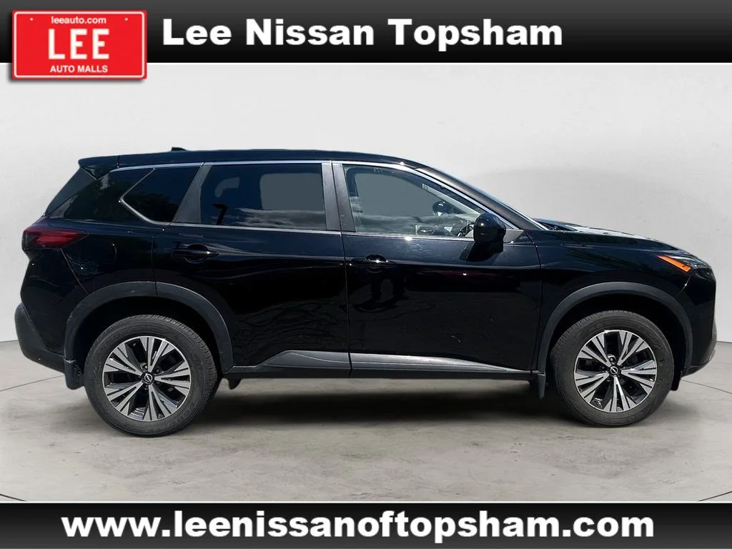 Used 2023 Super Black Nissan SV image 7