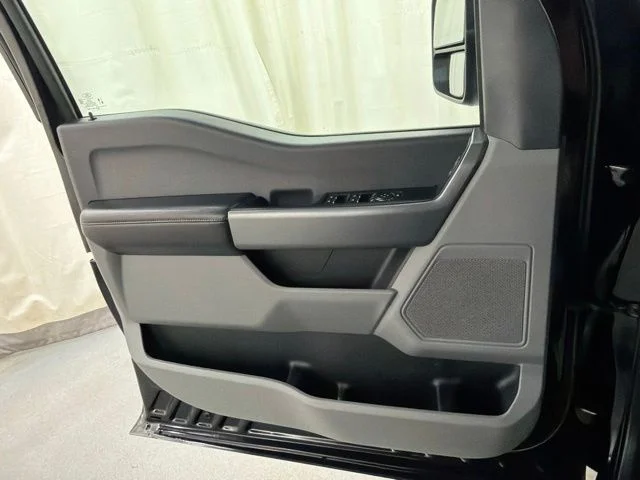 Used 2025 Black Ford XLT image 21