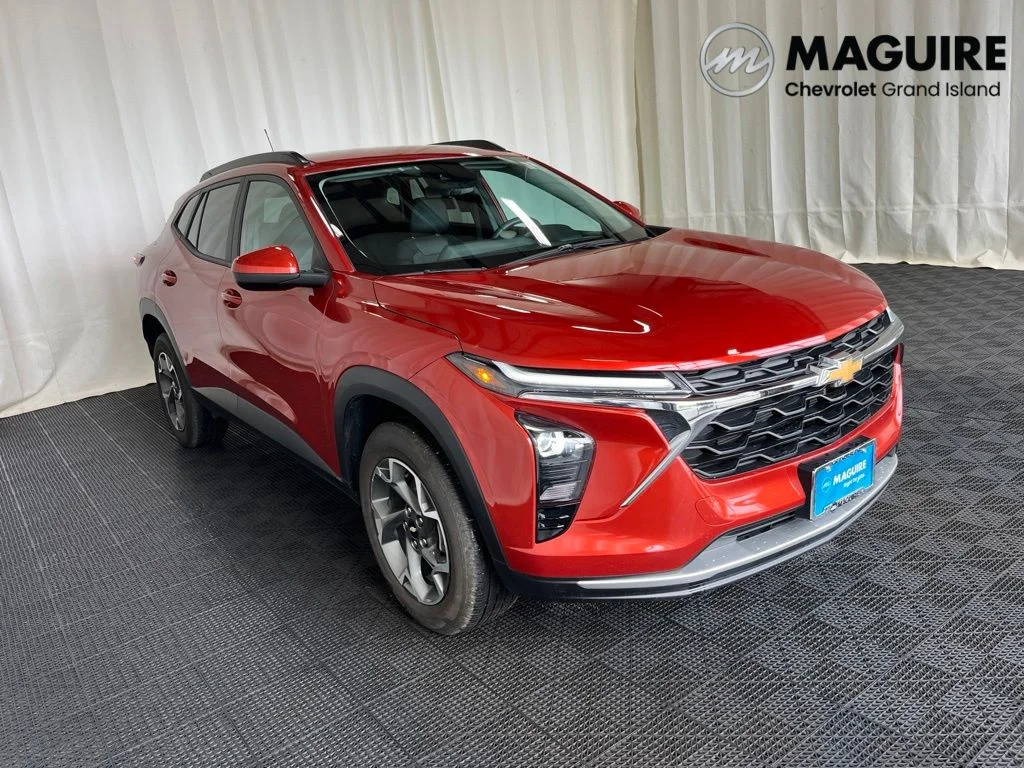 Used 2024 Orange Metallic Chevrolet LT image 29
