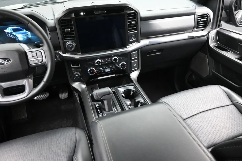 Used 2025 Gray Ford Lariat image 15