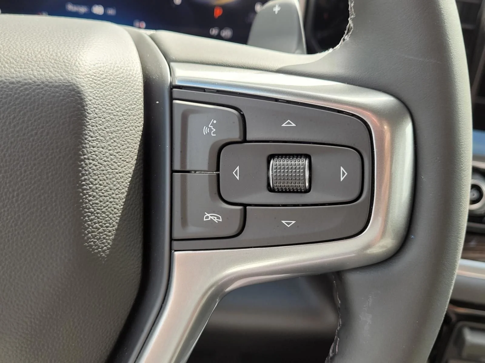 New 2026 Summit White Chevrolet LT Trail Boss image 20