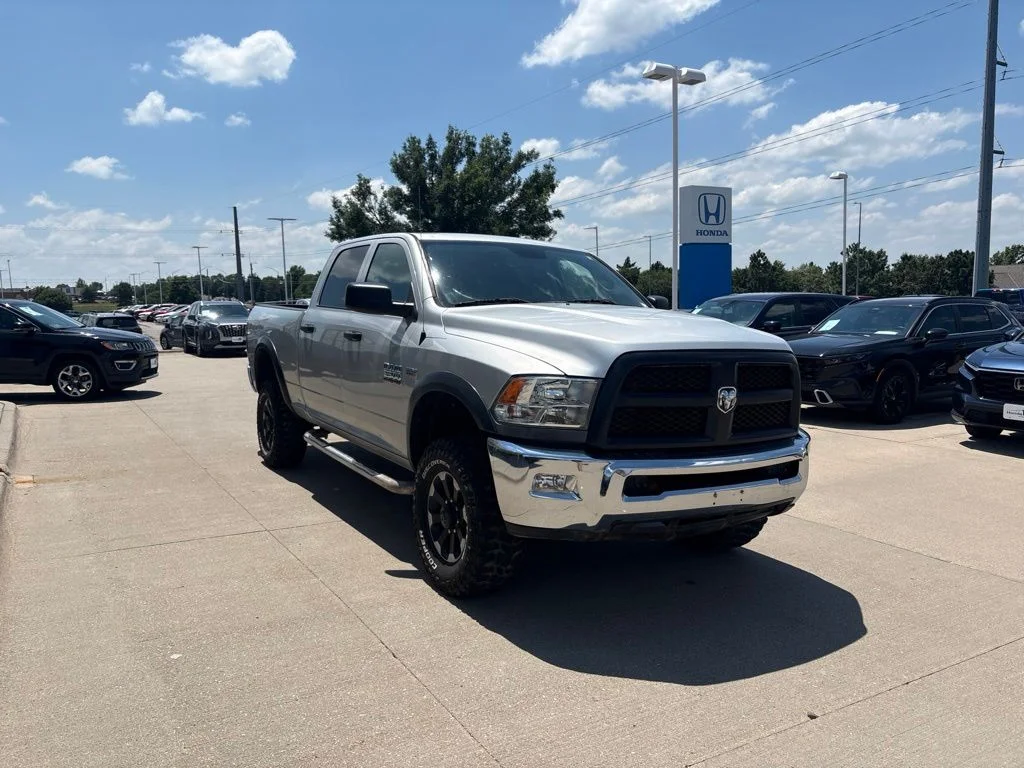 Used 2018 Silver Ram Tradesman image 3