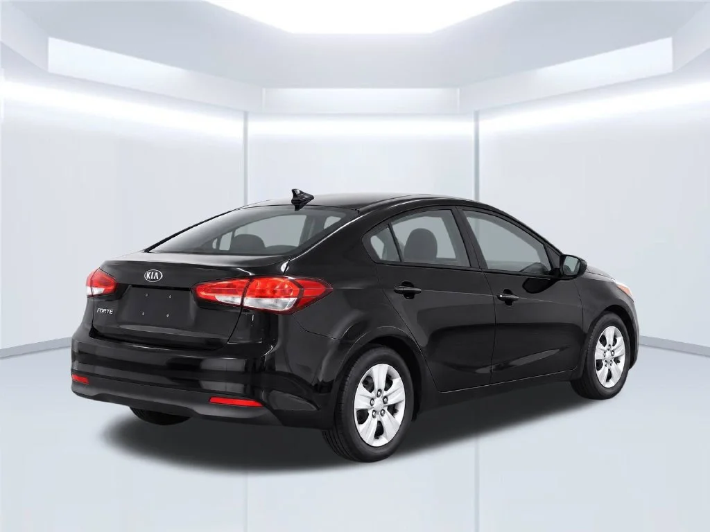 Certified Used 2018 Black Kia LX image 4