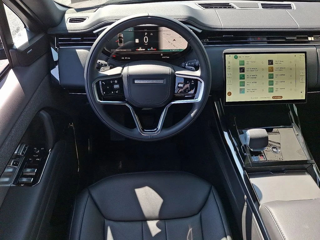 New 2026  Land Rover SE image 7