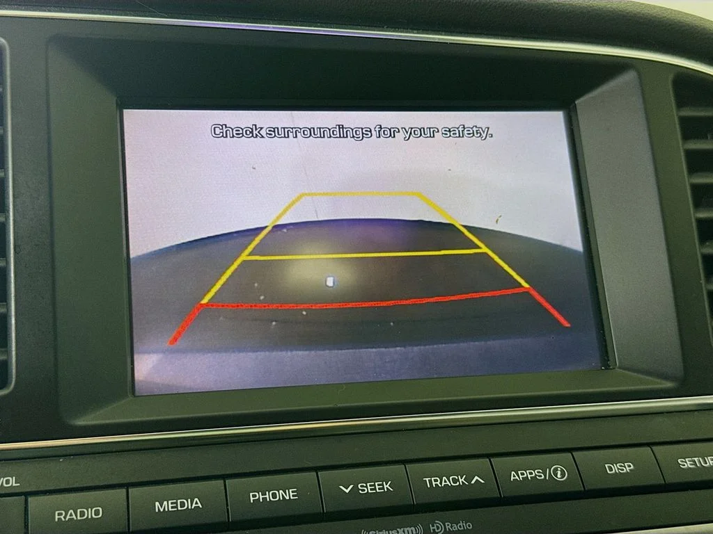 Used 2017 Gray Hyundai SE image 15