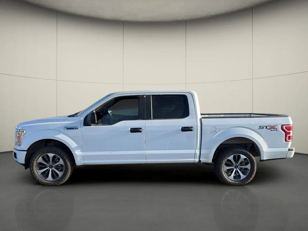 Used 2019 White Ford XL image 4