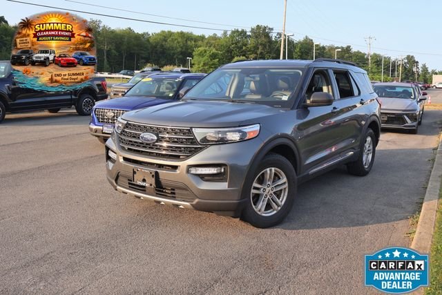 Used 2023 Gray Metallic Ford XLT image 1