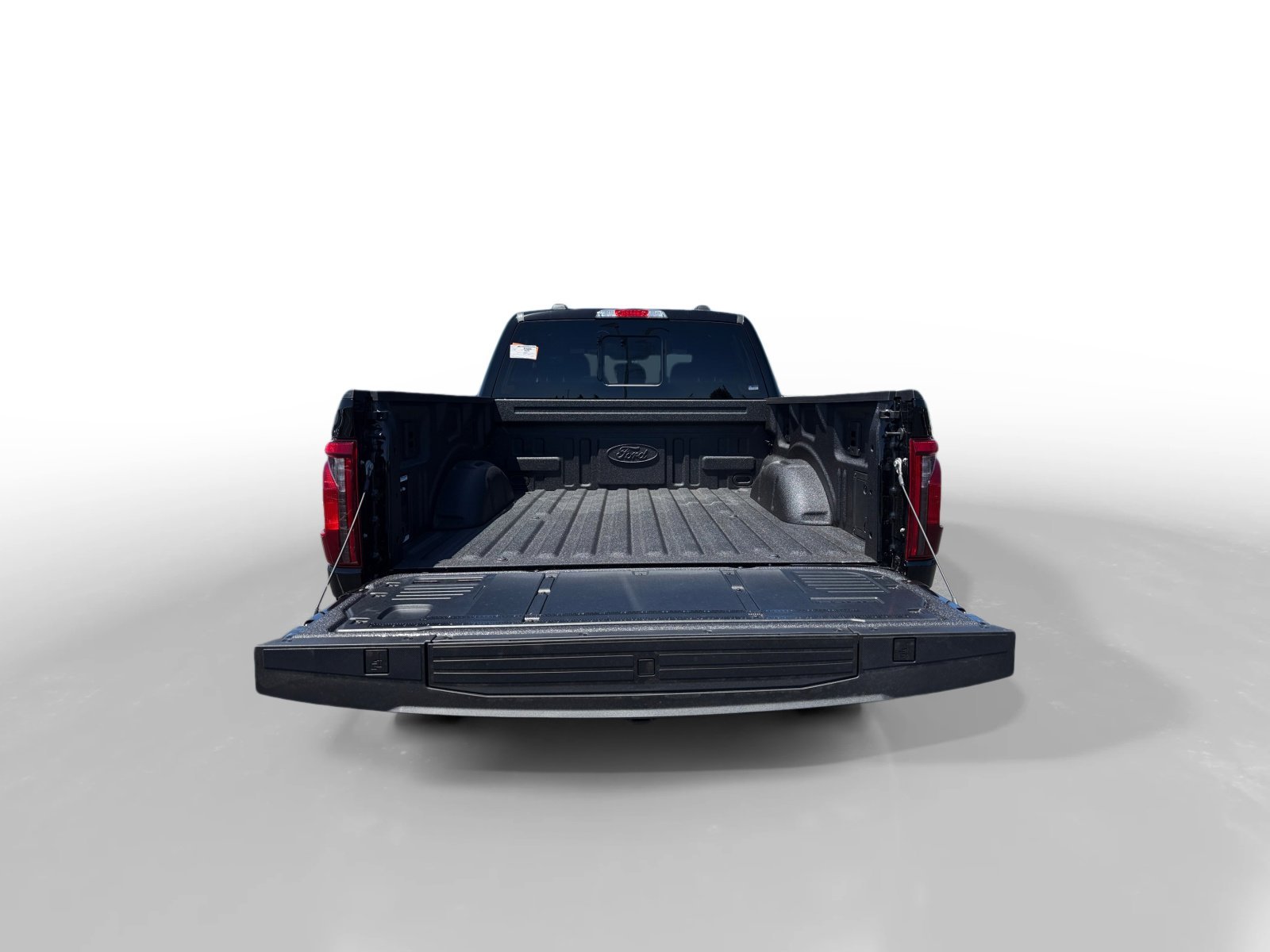 New 2026 Agate Black Metallic Ford XLT Hybrid image 17
