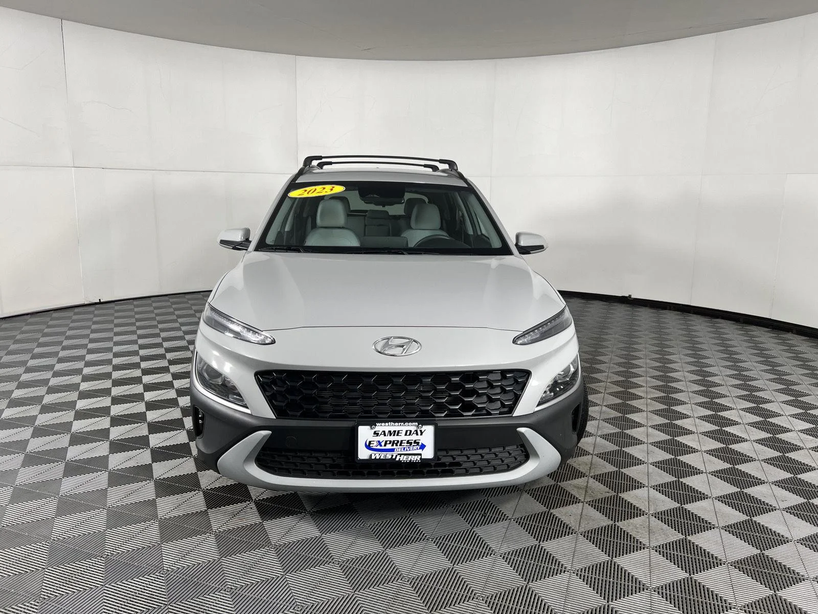 Used 2023 Cyber Silver Hyundai SEL image 2