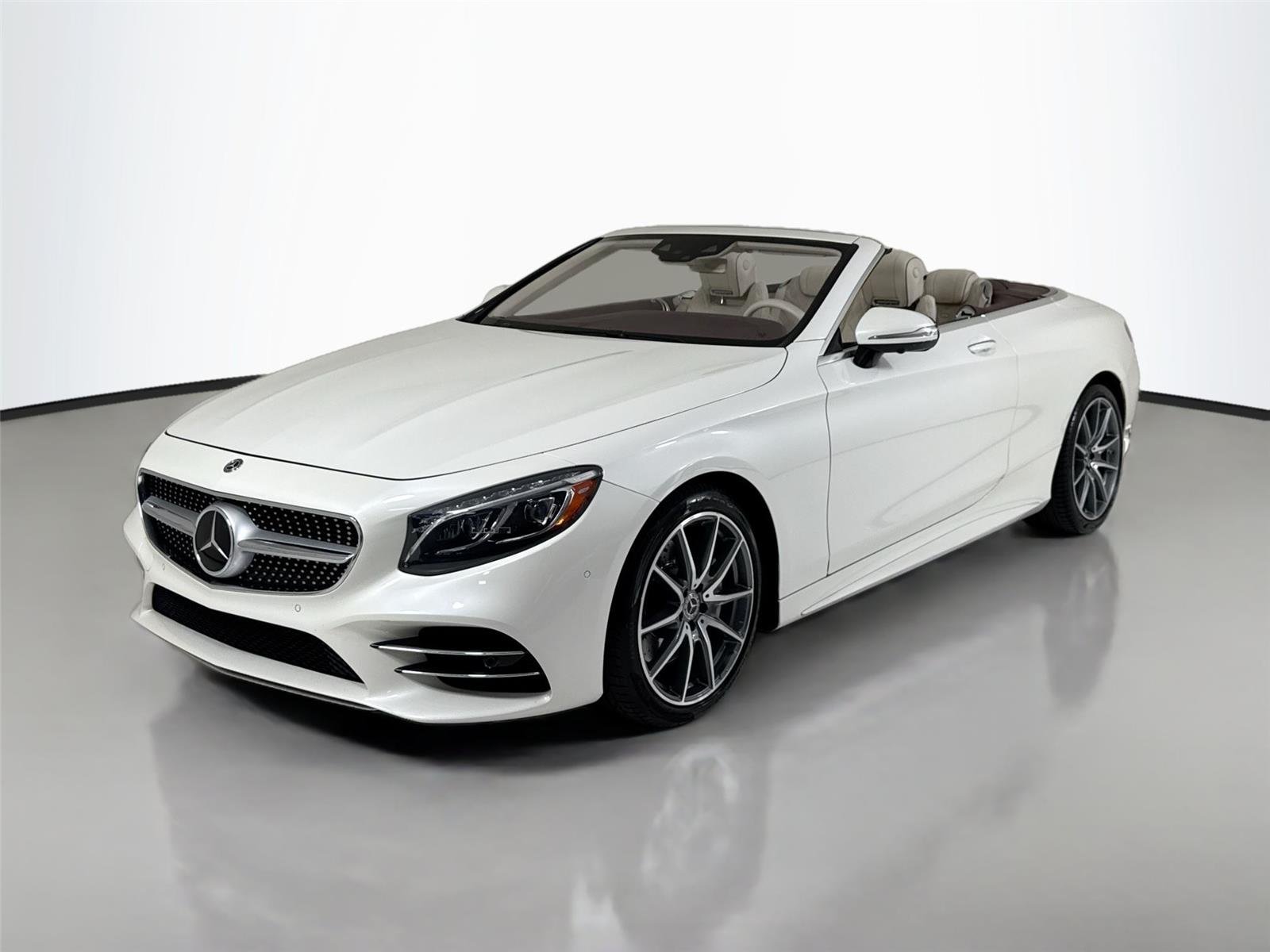 Used 2019 designo Cashmere White Magno (Matte Finish) Mercedes-Benz S 560 Cabriolet | AMG® Line | Premium Pkg | Driver Assist Pkg image 10