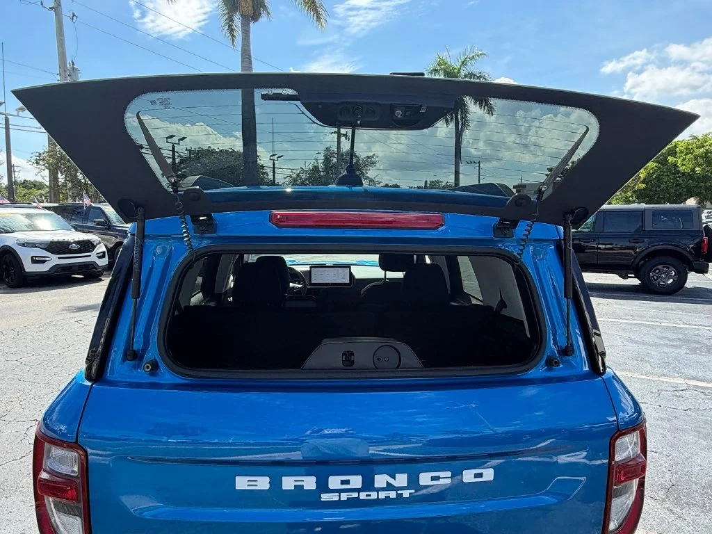 Used 2025 Blue Metallic Ford Big Bend image 15