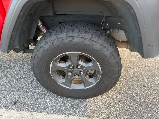 Used 2020 Red Jeep Rubicon image 7