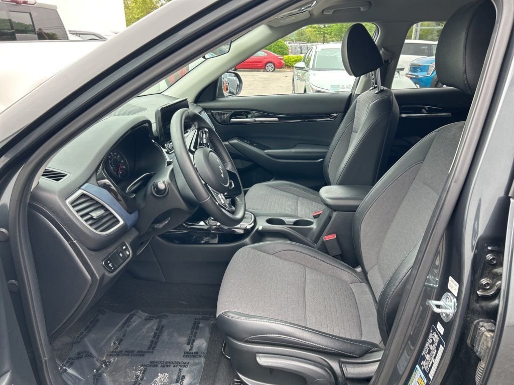 Used 2023 Gray Kia S image 13