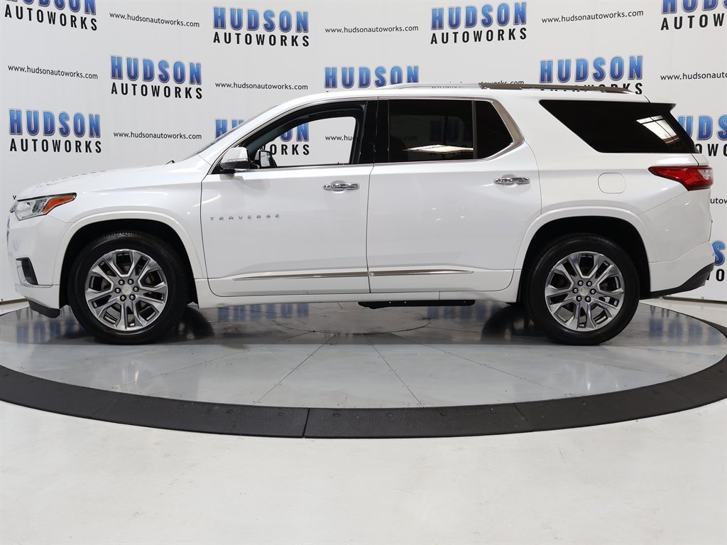2018 Chevrolet Traverse Premier photo 3