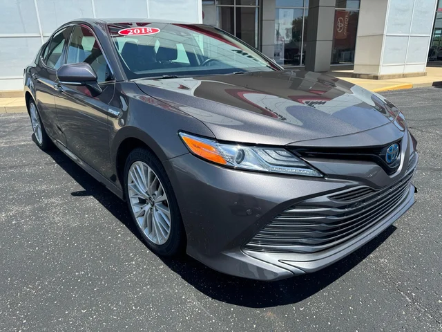 2018 Toyota Camry Hybrid XLE