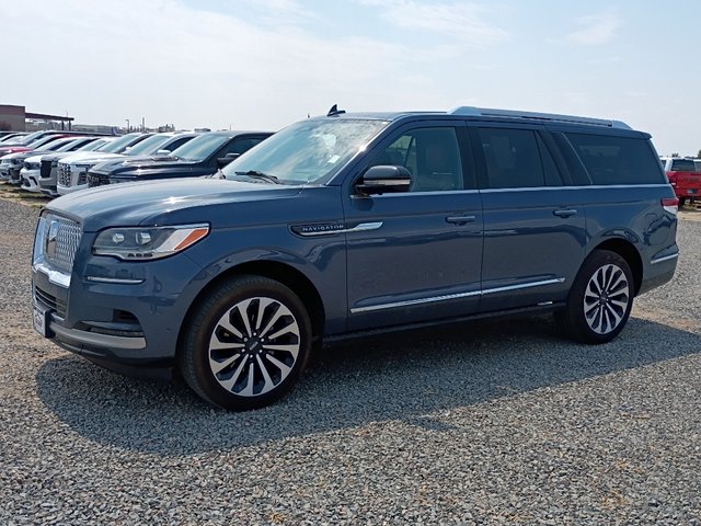 2022 Lincoln Navigator L Reserve