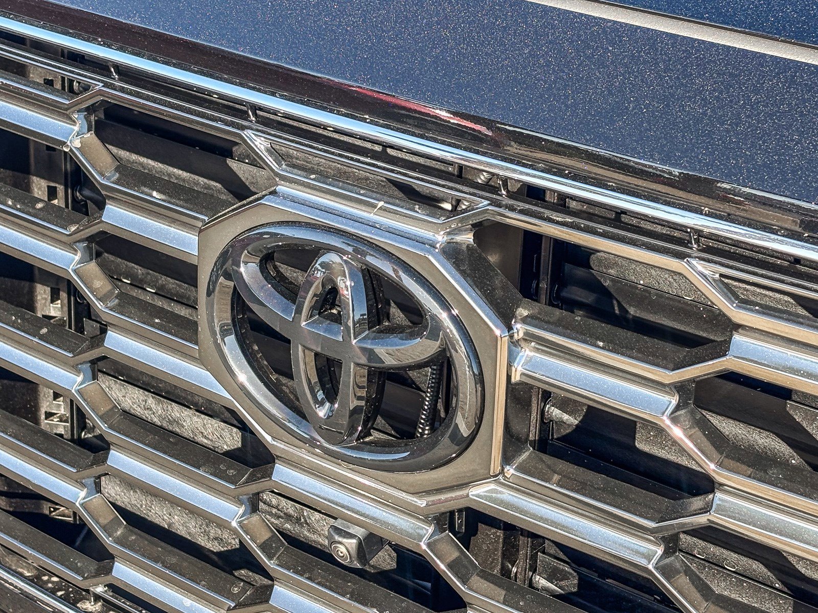 New 2026 Midnight Black Metallic Toyota  Platinum image 9
