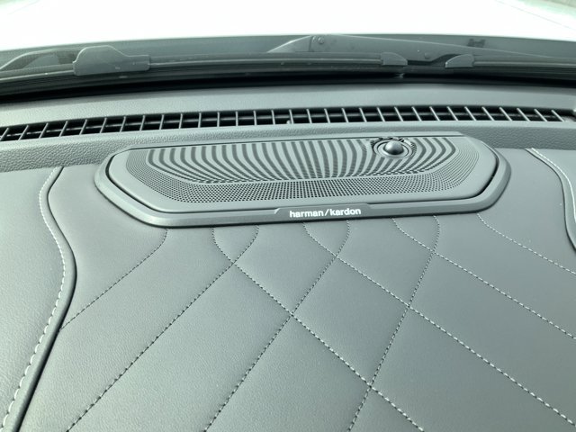 New 2026 Bright White Clear-Coat Exterior Paint RAM Limited image 48