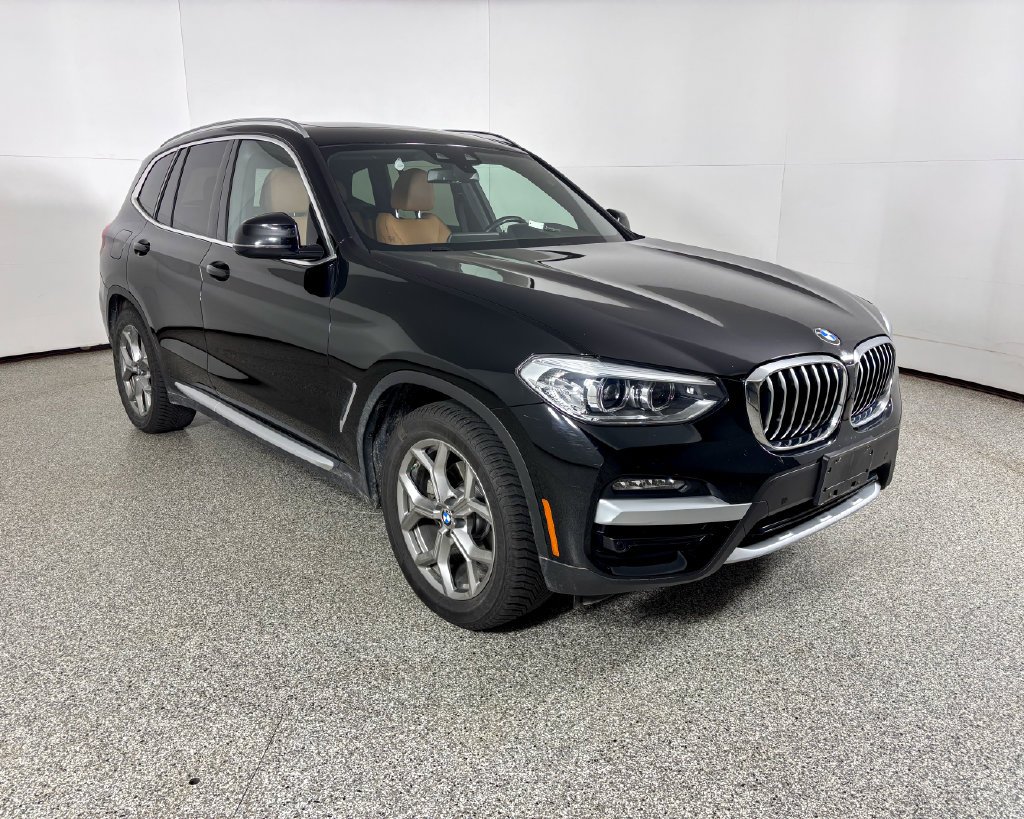 Used 2020 Black BMW xDrive30i image 4