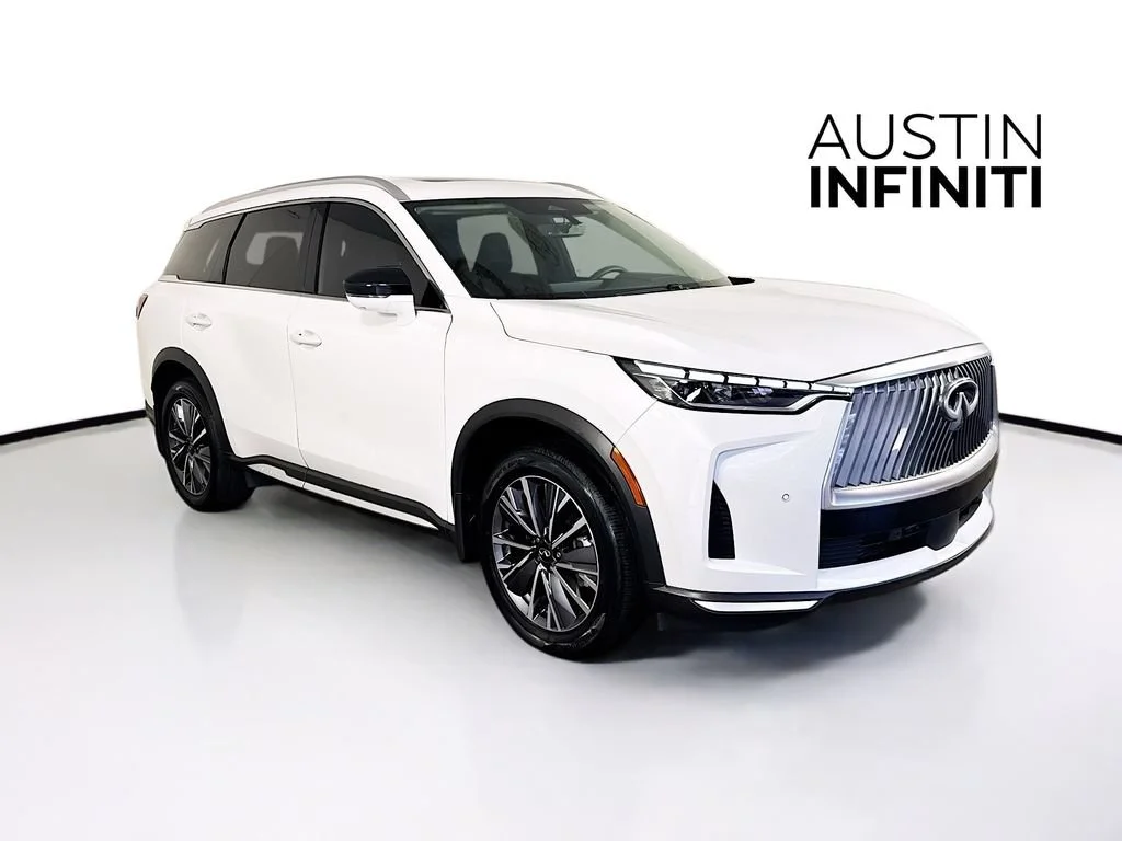 Certified Used 2026 White INFINITI LUXE image 1