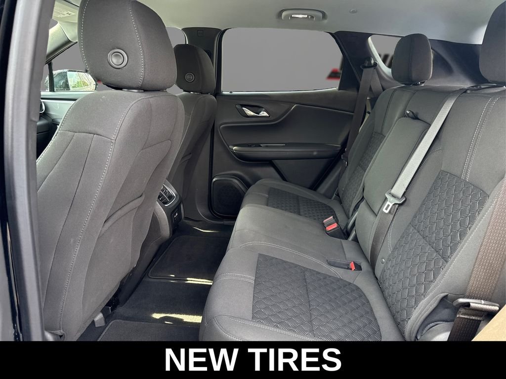Used 2022 Black Chevrolet LT image 11
