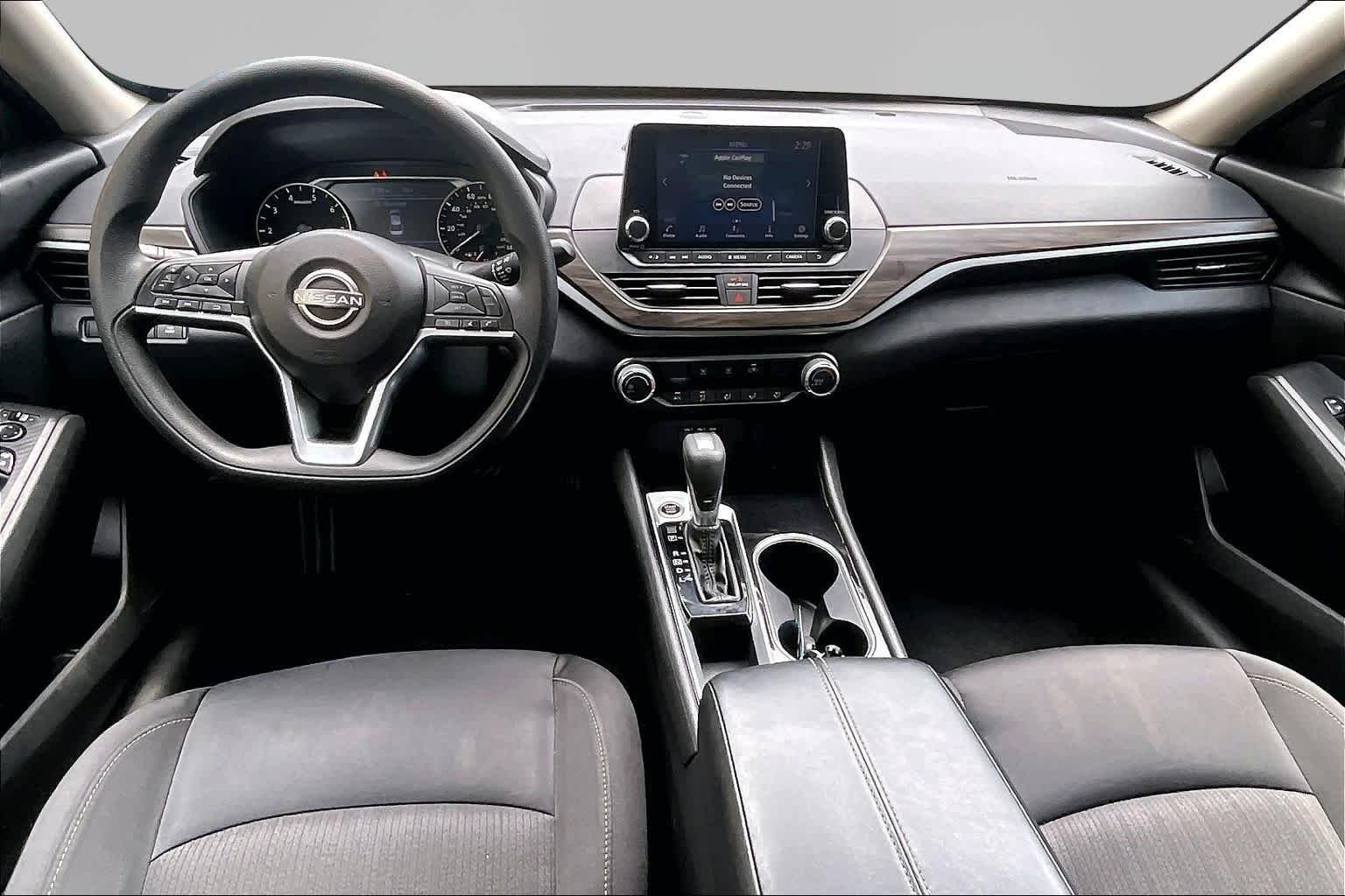 2024 Nissan Altima SV - Photo 16