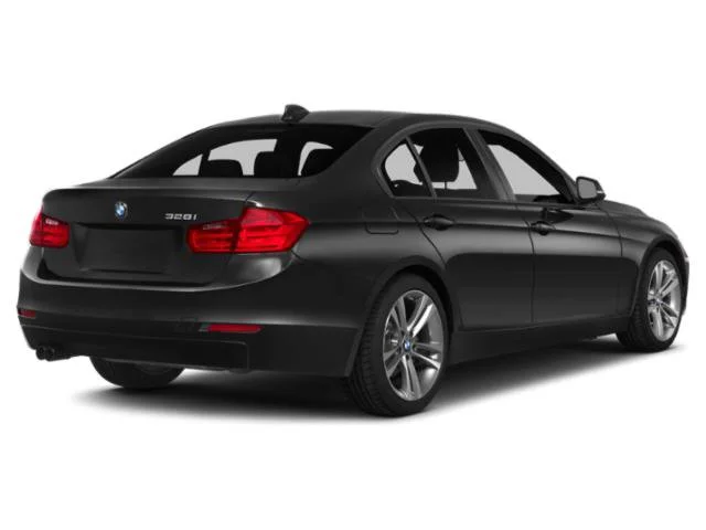 Used 2015 Gray BMW 320i xDrive image 2