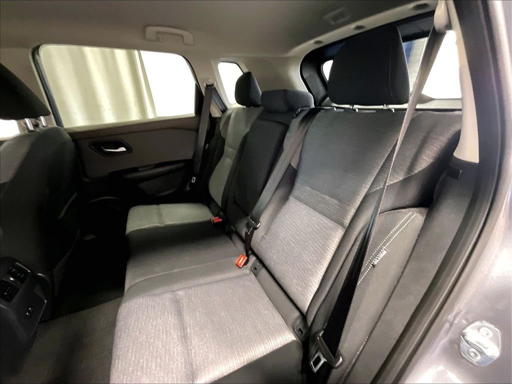 Used 2023 Gray Nissan SV image 14