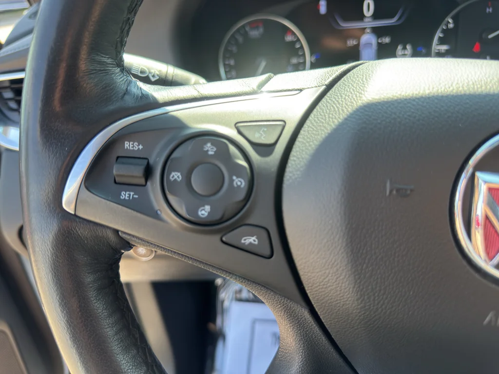 Used 2021 White Frost Tricoat Buick Avenir image 18