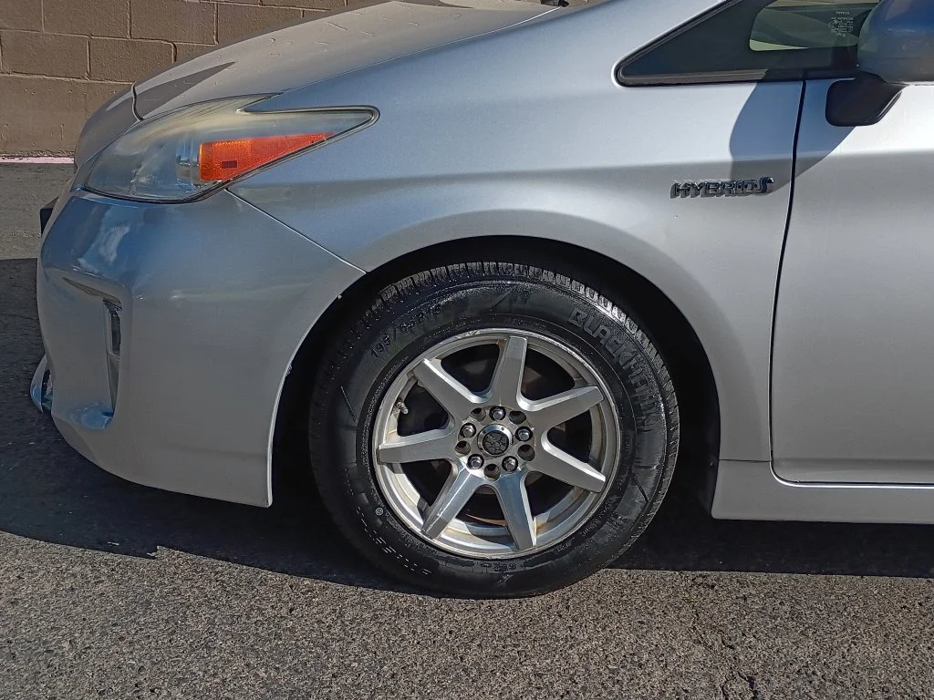 Used 2013 Classic Silver Metallic Toyota Three image 9