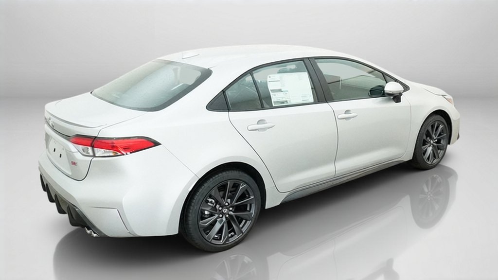New 2027 Classic Silver Metallic Toyota SE image 9